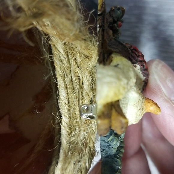 Peppermint bark candle/with snowman pin - Picture 5 of 7